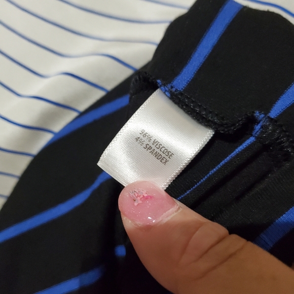 St. John Striped Long Sleeve - Picture 4 of 5